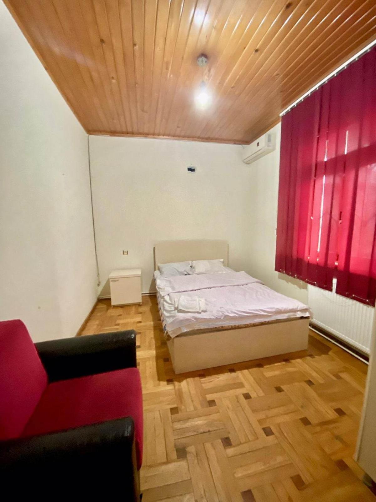 Ferienwohnung Nino And Ali Batumi Exterior foto